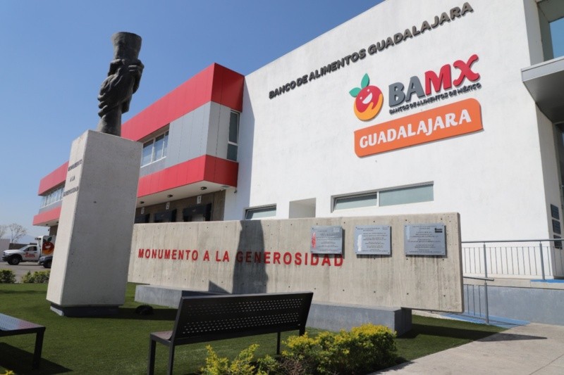 Además de la distribución de despensas, el Banco de Alimentos instalará dos tiendas con precios accesibles. ESPECIAL