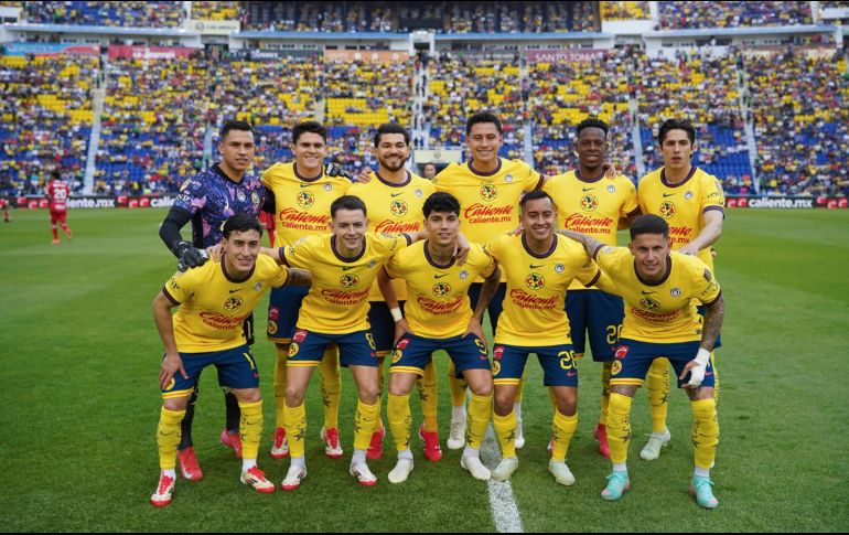 Cerca de 200 aficionados motivaron a sus ídolos de cara al compromiso de este miércoles ante Chivas. IMAGO7.