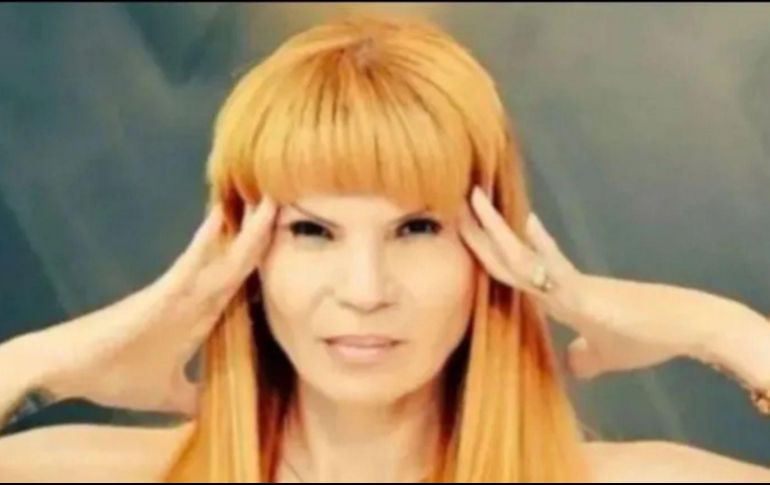 Mhoni Vidente ha revelado lo que le espera a cada signo este fin de semana, además de revelar los números mágicos y colores de la suerte. FACEBOOK / Mhoni Vidente