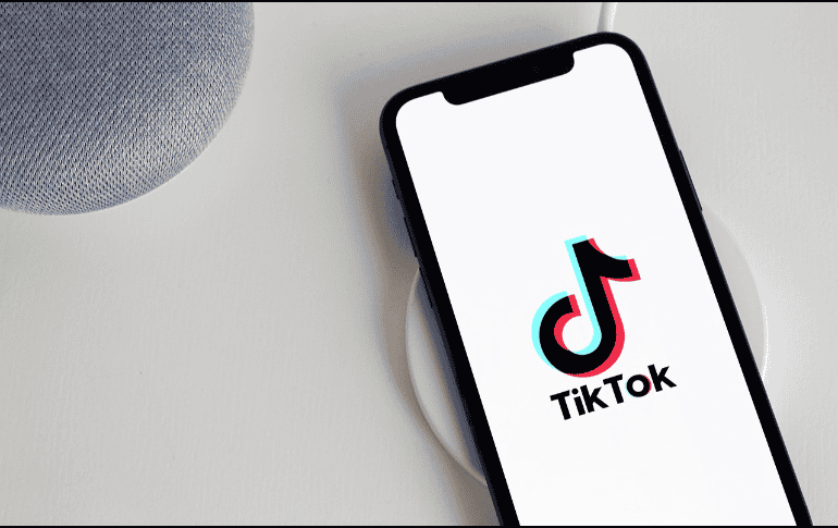 Los niños albaneses constituyen el grupo más grande de usuarios de TikTok en el país, según investigadores. ESPECIAL/Imagen de antonbe en Pixabay