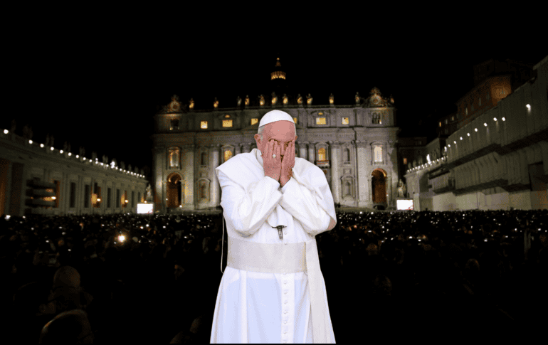 El Papa Francisco lleva tres semanas oculto al mundo, por permanecer en el hospital. NTX / EFE / ARCHIVO