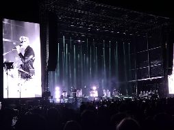La banda reafirmó su conexión con el público tapatío en una velada donde la moda y el espectáculo visual jugaron un papel protagónico. EL INFORMADOR/ H. Navarro