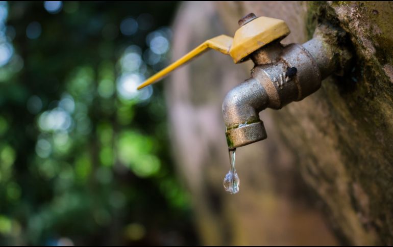 La presencia de contaminantes emergentes, como residuos de medicamentos y compuestos industriales han sido detectados por el Instituto Mexicano de Tecnología del Agua. CANVA/ ESPECIAL