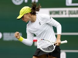 Iga Swiatek es la primera jugadora en clasificar por cuatro veces consecutivas a las semifinales del torneo. EFE/J. Mabanglo