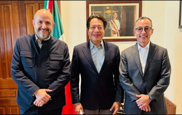 De izquiera a derecha,  Ricardo Villanueva, Mario Delgado y Carlos Iván Moreno. X/rvillanueval