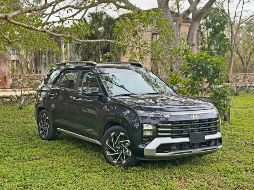 Hyundai Creta Grand 2026. El modelo cuenta con defensas y rines de 18 pulgadas con terminados metalizados. CORTESÍA