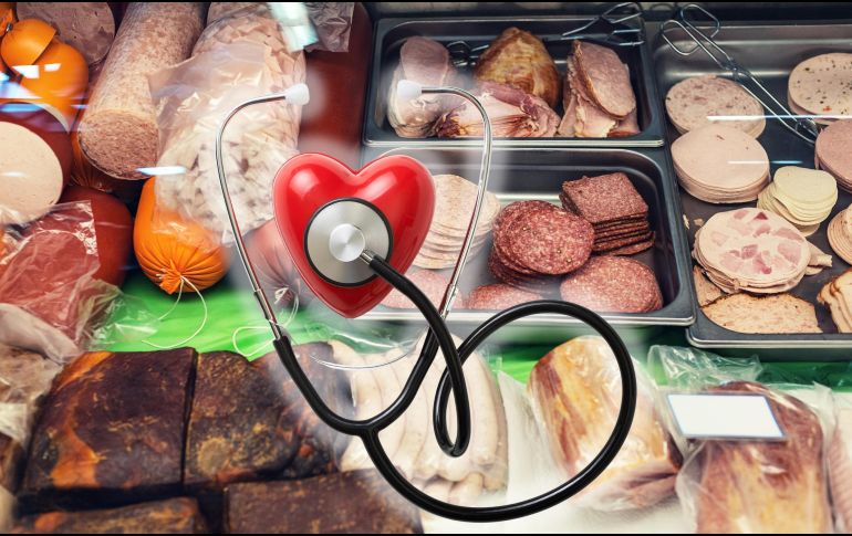 Los alimentos ultraprocesados, como grupo, tienden a tener mayores cantidades de sodio, grasas saturadas y azúcar, y tienden a ser más bajos en fibra y proteínas. ESPECIAL / CANVA