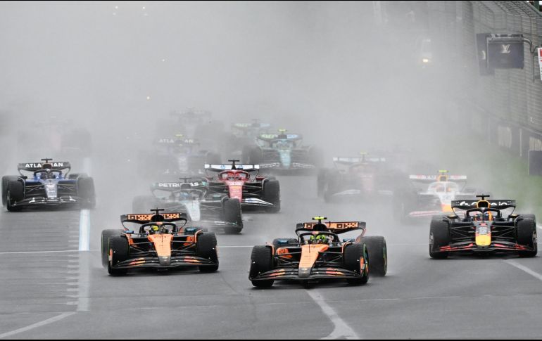 La lluvia en el circuito Albert Park complicó la carrera y provoco varios accidentes. EFE/J. Ross