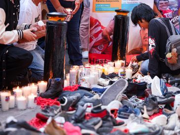 Imagen de la protesta Nunca Más Teuchitlán efectuada a las afueras del Palacio de Gobierno de Jalisco el pasado 15 de marzo. EL INFORMADOR/H. FIGUEROA