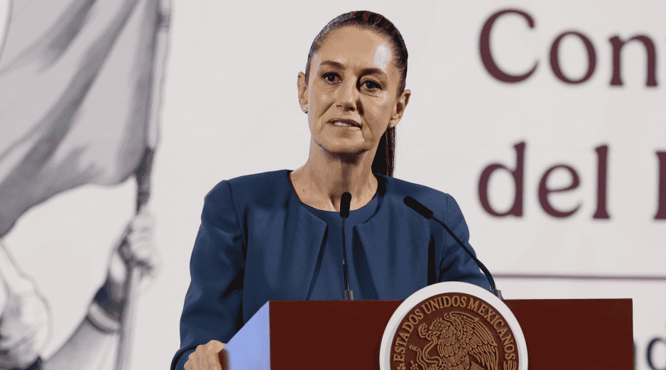 La Presidenta Claudia Sheinbaum se manifiesta ante la imposición de aranceles de Estados Unidos a países que compren petróleo de Venezuela. EFE/ J. Mendez