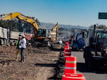 Impulsan costa de Jalisco con obras en carreteras libres