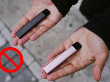 Impulsada por la Presidenta Claudia Sheinbaum, la reforma también prohíbe cualquier tipo de publicidad o promoción de vapeadores, cigarrillos electrónicos y dispositivos similares en medios impresos, digitales, televisivos o radiales. ESPECIAL