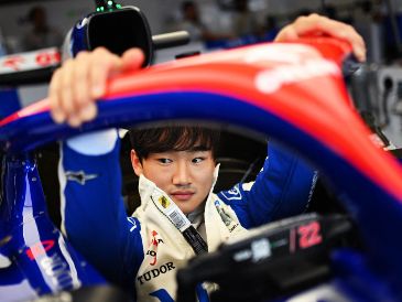 Tsunoda tomará el lugar de Lawson en Red Bull que, a su vez, pasará a Racing Bulls. AFP/R. Carezzevoli