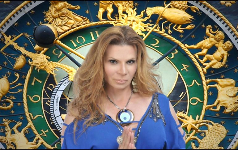La astróloga cubana, ampliamente seguida en América Latina por sus acertadas visiones del futuro, compartió sus pronósticos para cada signo zodiacal correspondientes al sábado 5 de abril. FACEBOOK/MHONI VIDENTE