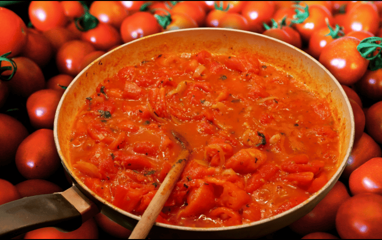 Recuerda siempre consultar a un médico o nutriólogo para conocer la porción que debes consumir de los alimentos y obtener un plan adaptado a tus necesidades. AP / ARCHIVO