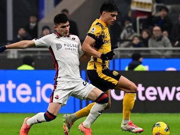 El central de la Selección Mexicana, Johan Vásquez, está posicionado como el quinto mejor central zurdo de toda la Serie A. AFP / ARCHIVO