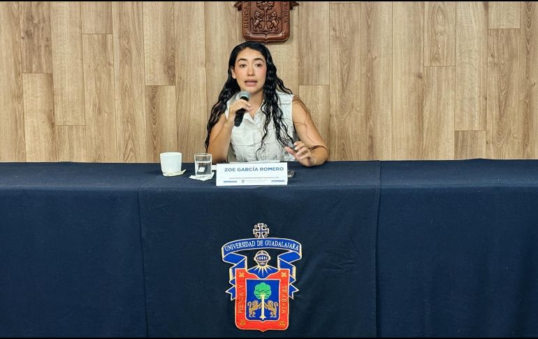 La presidenta de la FEU, Zoé García, encabezó el encuentro con medios de comunicación con un mensaje contundente: nos faltan estudiantes. EL INFORMADOR/C. MARTÍNEZ