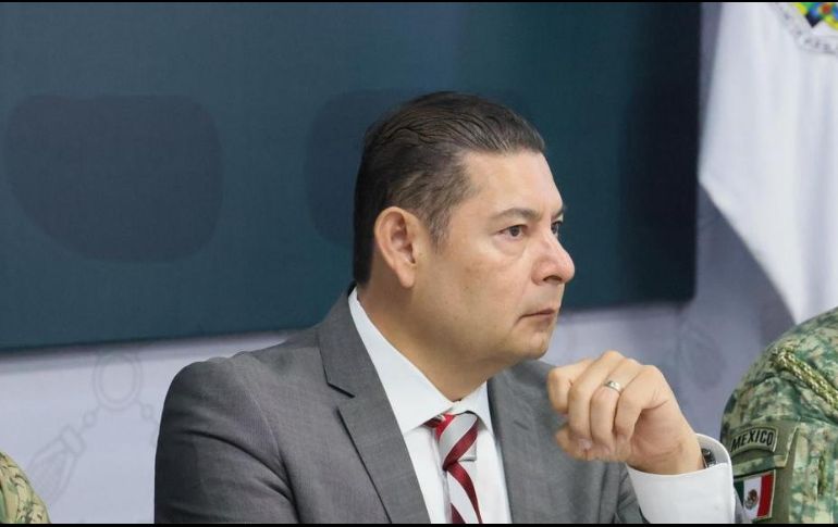 El gobernador poblano dio un ultimátum de un mes al grupo inmobiliario para la donación de terrenos. ESPECIAL / X: @armentapuebla_