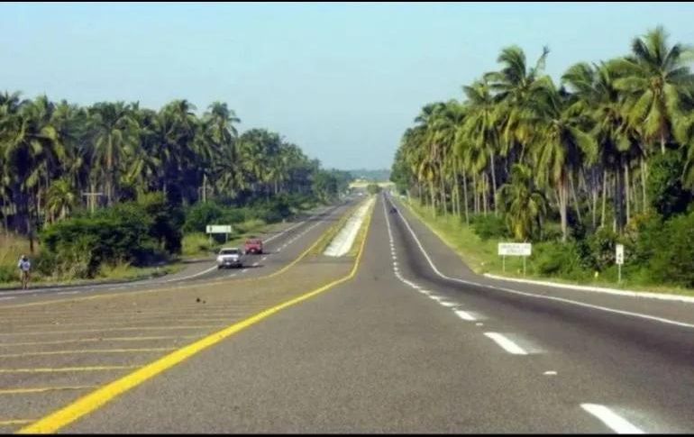 Durante este periodo vacacional aumenta el riesgo de accidentes automovilísticos en carretera. EL INFORMADOR/ Archivo