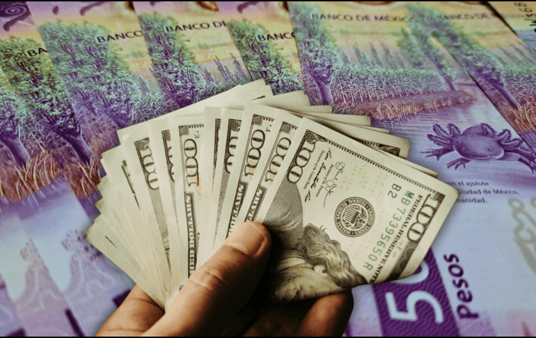 Hoy, la mejor opción en la compra del dólar es en Banamex y la venta, en Banco Azteca. EL INFORMADOR / O. Álvarez