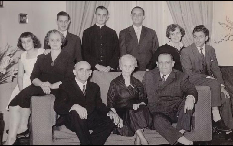 De los cinco hermanos: Jorge, Alberto Horacio, Marta Regina, María Elena y Óscar Adrián, sólo sobrevive María Elena. AP / ARCHIVO