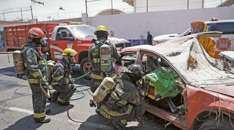 Con un inédito simulacro, los cuerpos de seguridad en Guadalajara demostraron que están más capacitados para hacer frente a un escenario como el registrado hace 33 años. EL INFORMADOR/ H. Figueroa