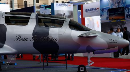 Oaxaca Aerospace busca registrar sus aviones bajo el sello 'Hecho en México', en medio del impulso al 'Plan México' del Gobierno federal. EFE/S. Gutiérrez