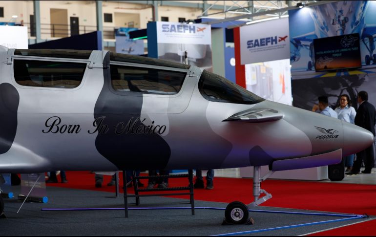 Oaxaca Aerospace busca registrar sus aviones bajo el sello 'Hecho en México', en medio del impulso al 'Plan México' del Gobierno federal. EFE/S. Gutiérrez