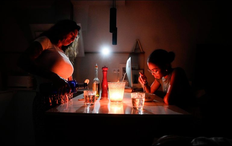 El apagón comenzó al mediodía del lunes y también afectó partes de Portugal y Francia. EFE/Fontcuberta