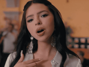 Ángela Aguilar muestra el adelanto de su nueva canción. ESPECIAL / YOUTUBE / ÁNGELA AGUILAR