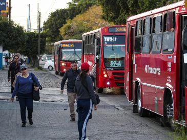 Será a partir de las 6:30 de la mañana cuando las rutas de camiones se detendrán al paso de las y los corredores. EL INFORMADOR/ ARCHIVO.