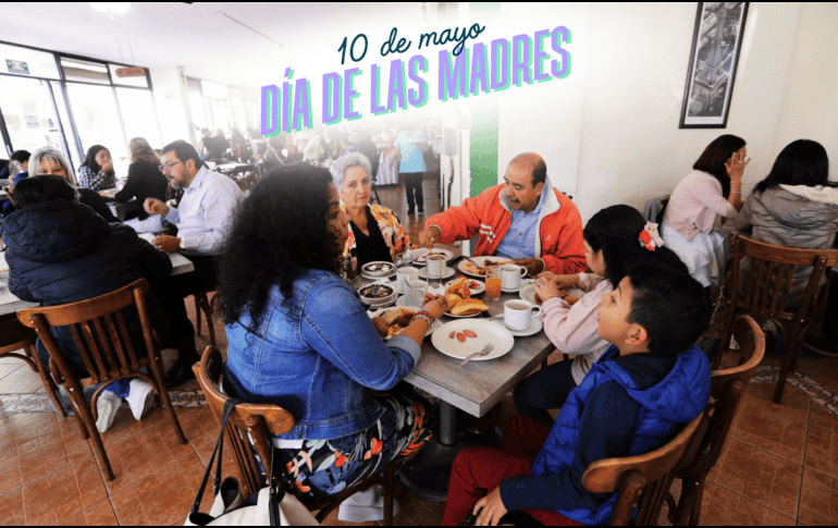 El próximo sábado 10 de mayo se conmemora en México el Día de las Madres, una fecha importante que se celebra en varios entornos, incluyendo escuelas y centros de trabajo. SUN / ARCHIVO