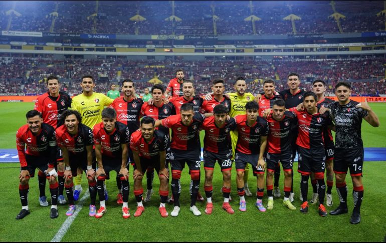 El nuevo ciclo rojinegro aún está por tomar forma, pero la intención de fortalecer zonas clave como las laterales es clara. IMAGO7.