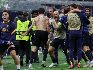Los italianos aguardan por el otro finalista, que saldrá de la semifinal de vuelta entre el Arsenal de Inglaterra y el PSG de Francia. EFE/ D. DAL ZENNARO.