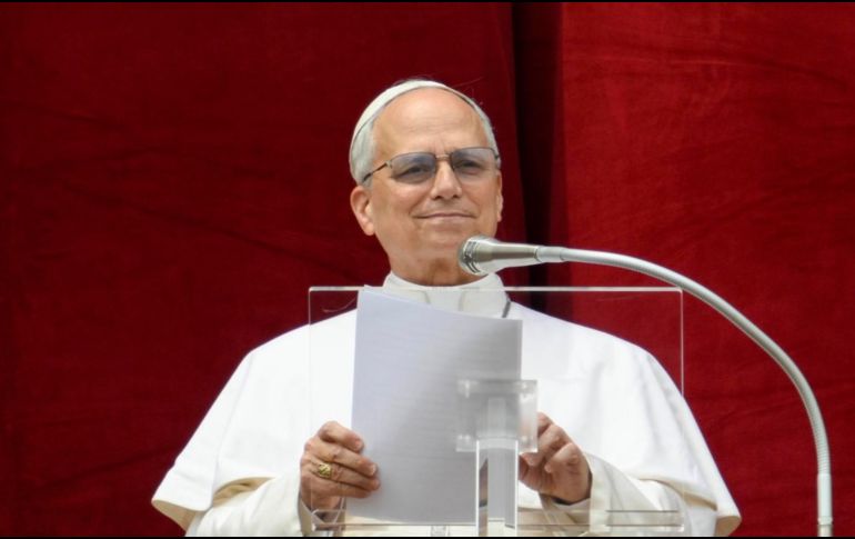 EL Papa, León XIV dirigió hoy domingo, desde el balcón central de San Pedro, el rezo del Regina Coeli. EFE/ ARCHIVO