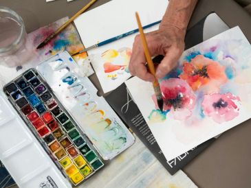 La beca tiene como objetivo propiciar la ayuda económica necesaria para la creación de proyectos realizados por jóvenes artistas de todo el país. CANVA/ EPECIAL