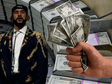 Parte de las ganancias del DeBÍ TiRAR MáS FOToS WORLD TOUR irán dirigidas a la Fundación Good Bunny. EFE / AFP / ARCHIVO