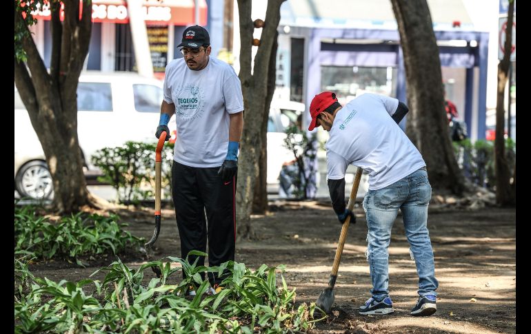 Como parte de la jornada se realizaron limpieza de áreas verdes y chequeos médicos. EL INFORMADOR/A.NAVARRO