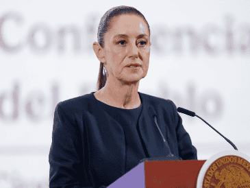 Sheinbaum negó que agentes estadounidenses se encuentren en el país para apoyar operaciones contra cárteles del narco, tras la difusión de unas fotografías por parte de la embajada de EU. EFE / I. Esquivel