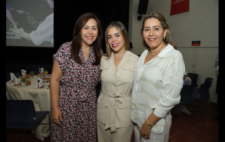Martha Sánchez Junco,  Andrea Rodriguez y Ale Barragán. GENTE BIEN JALISCO / C. Jimeno