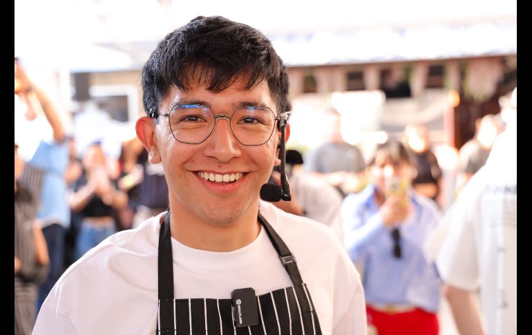 A lo largo de casi una hora y media, el Chef en proceso puso la muestra de cómo cocinar perfectamente una aguja norteña, un corte exquisito que fue acompañado por papas al grill y ensalada característica del chef. EL INFORMADOR / H. Figueroa