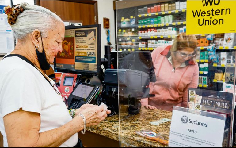 Legisladores del Partido Republicano fueron clave para que el Comité de Presupuesto de la Cámara de Representantes de Estados Unidos frenara el impuesto del 5% a las remesas, afectando el dinero que los connacionales envían a sus familias en México.