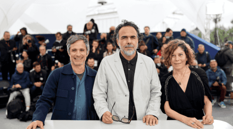 La proyección se llevó a cabo en la Sala Agnès Varda y contó con la presencia del director Alejandro González Iñárritu y del actor Gael García Bernal.EFE