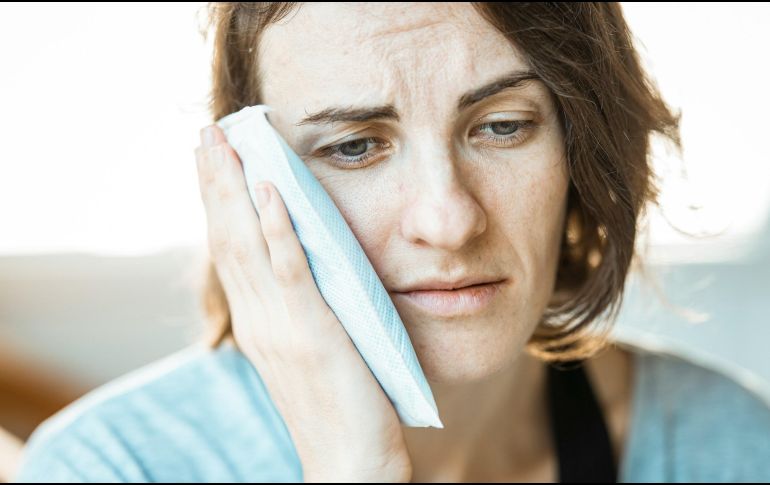 Estos son los mejores remedios caseros para calmar el dolor de muela. UNSPLASH / E. AKYURT