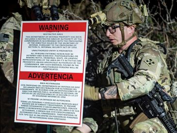 Las autoridades de Estados Unidos han radicalizado su política de salvaguardar su frontera sur y crearon áreas de defensa en 181 kilómetros cuadrados en Nuevo México y otros 163 en Texas. La advertencia es clara: “No entres. Arriesgas tu libertad en un viaje destinado al fracaso”. X/USEmbassyMEX