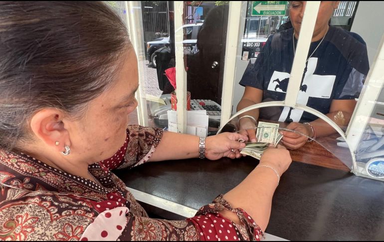 El Partido Republicano impulsa un gravamen que afectaría a los migrantes en EU y a sus familias en México. EL INFORMADOR/Archivo