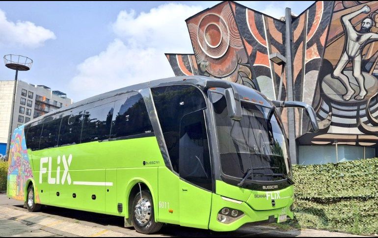 Cada autobús estará conectado en todo momento a un Centro de Control de Tráfico, donde se realizará un monitoreo en tiempo real de cada viaje, esto le brindará mayor seguridad al usuario. X / @NexosTuristicos