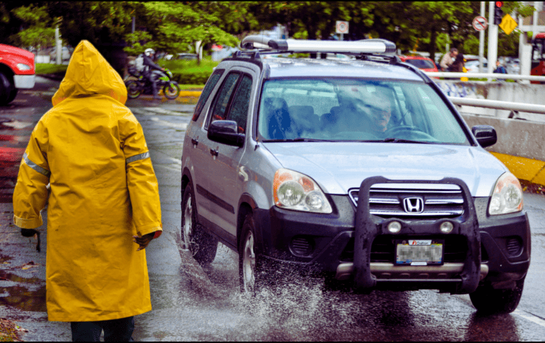 Cuando las primeras lluvias en mayo comienzan a aparecer, no significa que el calor se detendrá. EL INFORMADOR / ARCHIVO