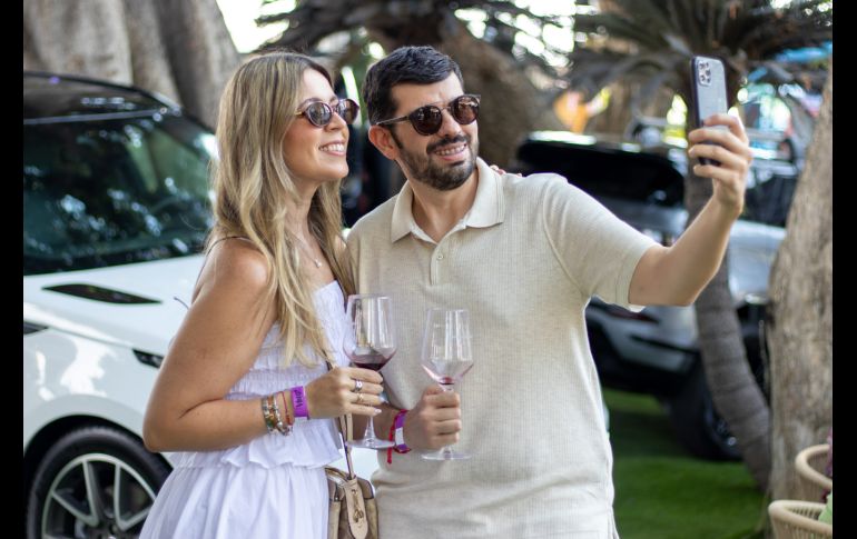 Gris Orozco y Carlos Gómez. GENTE BIEN JALISCO / C. Pérez