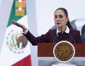 "¿Cuál crisis migratoria? No hay crisis migratoria, ha disminuido mucho el número de personas de otros países que cruzan por México para llegar a la frontera norte", dijo la Presidenta. SUN/F. Rojas